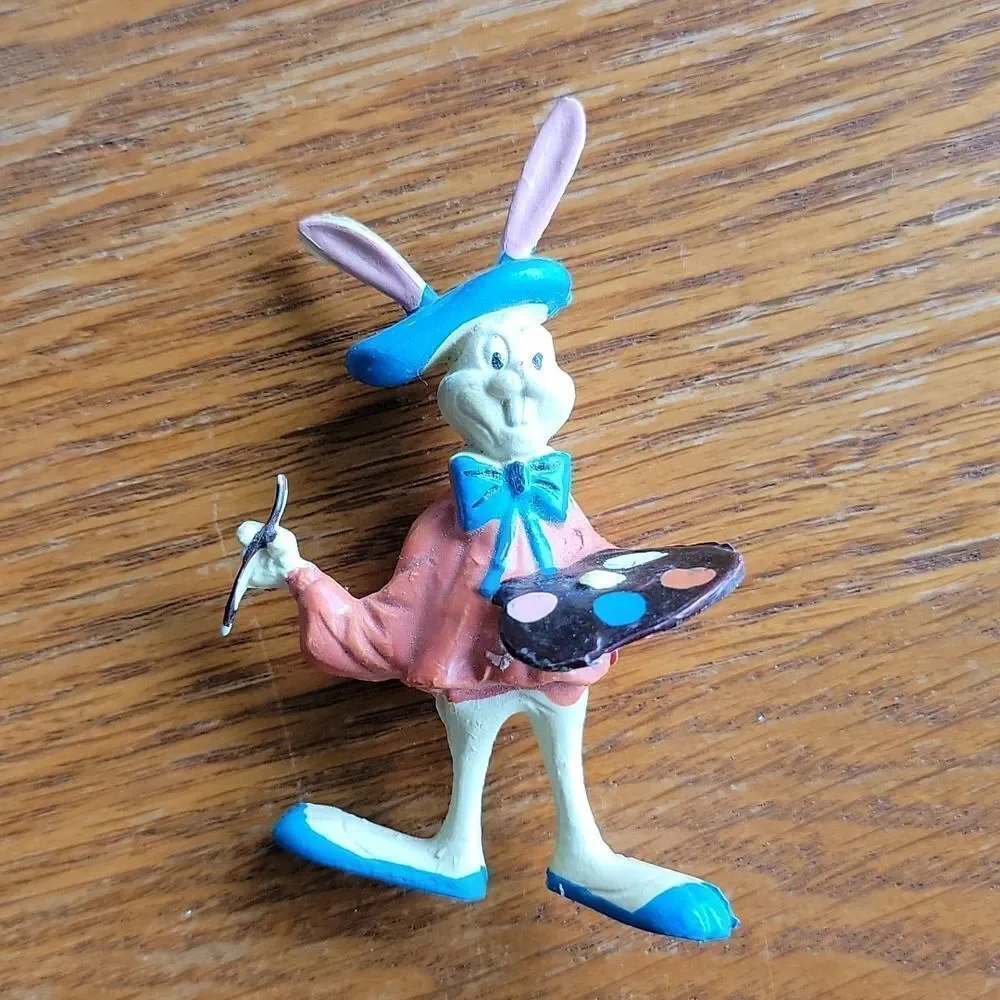 Bugs bunny Easter egg artist cake topper